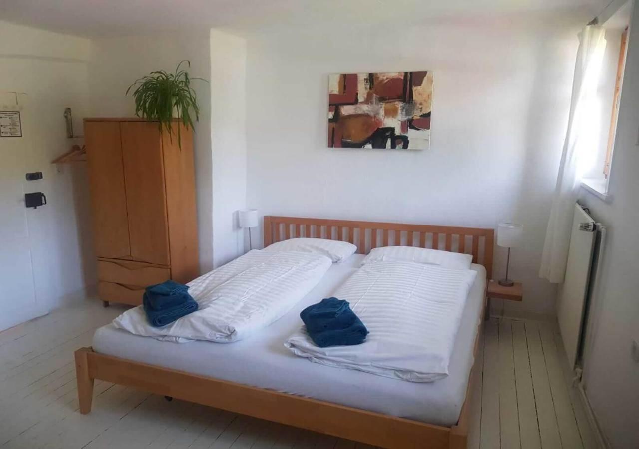 Aeltestes Haus In Quentel - Ferienwohnung 1 Mit Kleinem Garten Lichtenau 외부 사진
