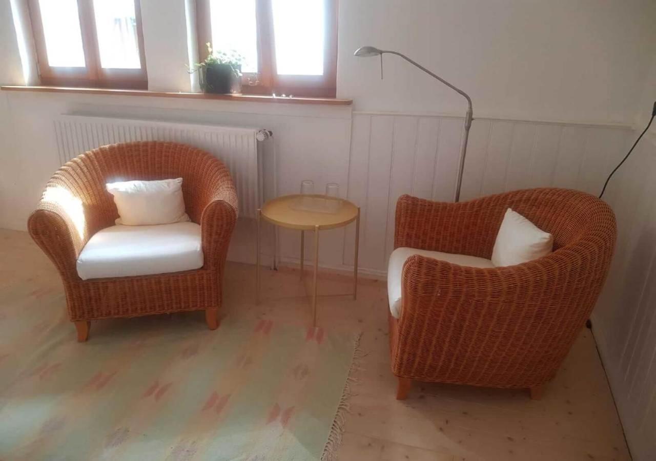 Aeltestes Haus In Quentel - Ferienwohnung 1 Mit Kleinem Garten Lichtenau 외부 사진