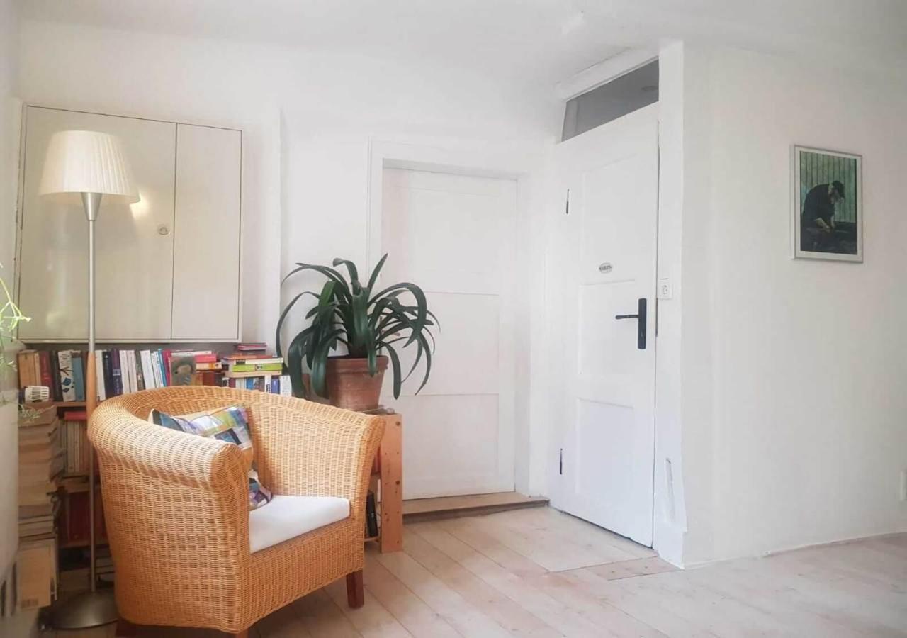 Aeltestes Haus In Quentel - Ferienwohnung 1 Mit Kleinem Garten Lichtenau 외부 사진